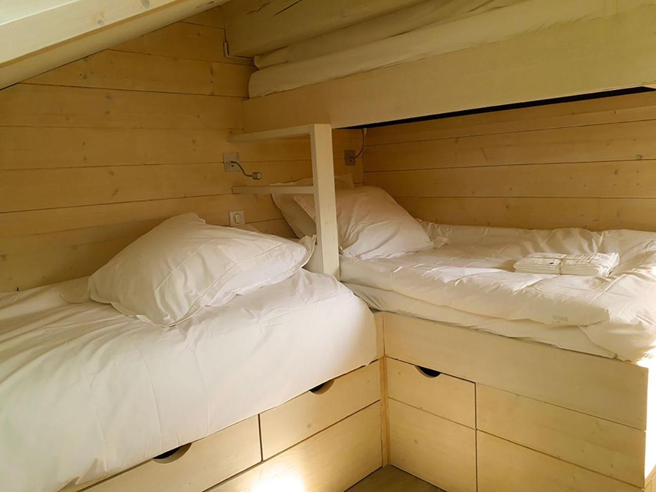 Duplex Skis Aux Pieds Centre Village - 6 Couchages - 2 Salles De Bain La Clusaz Exterior photo