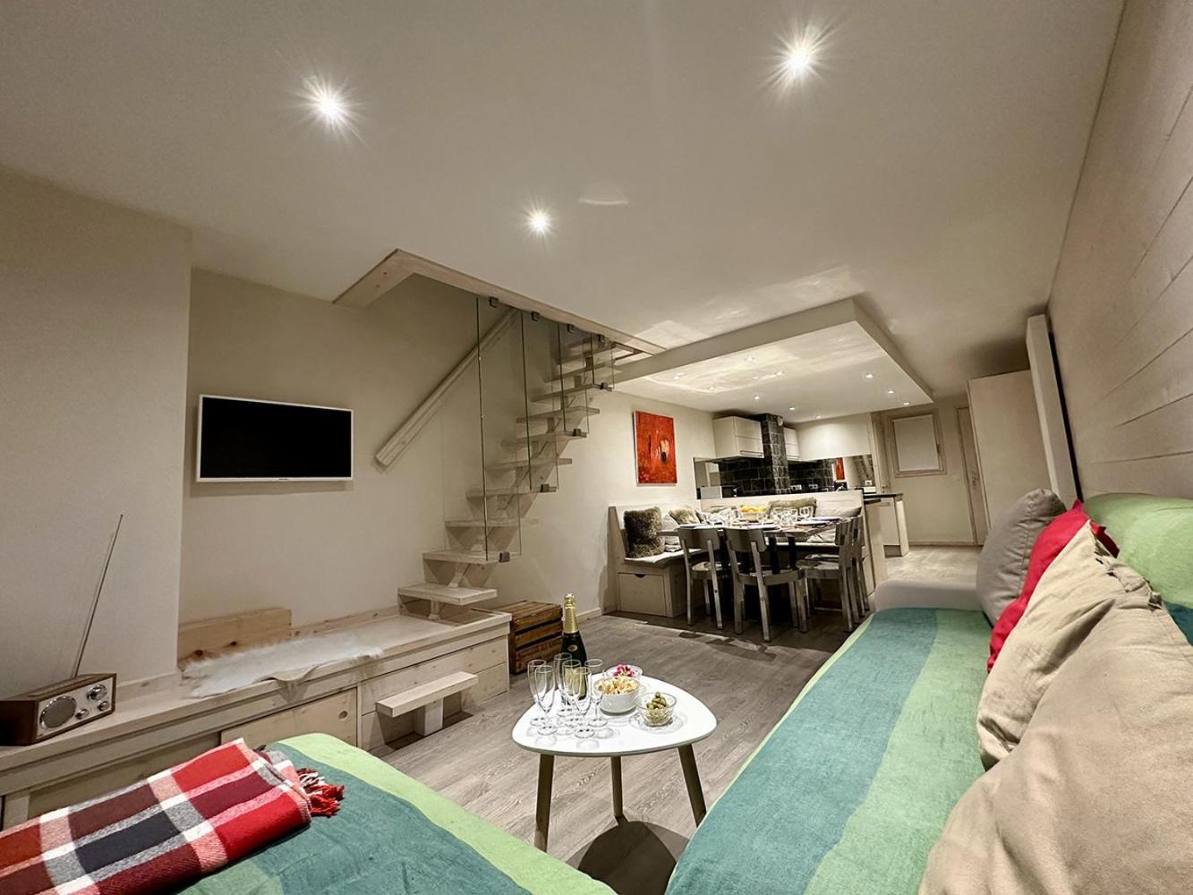 Duplex Skis Aux Pieds Centre Village - 6 Couchages - 2 Salles De Bain La Clusaz Exterior photo